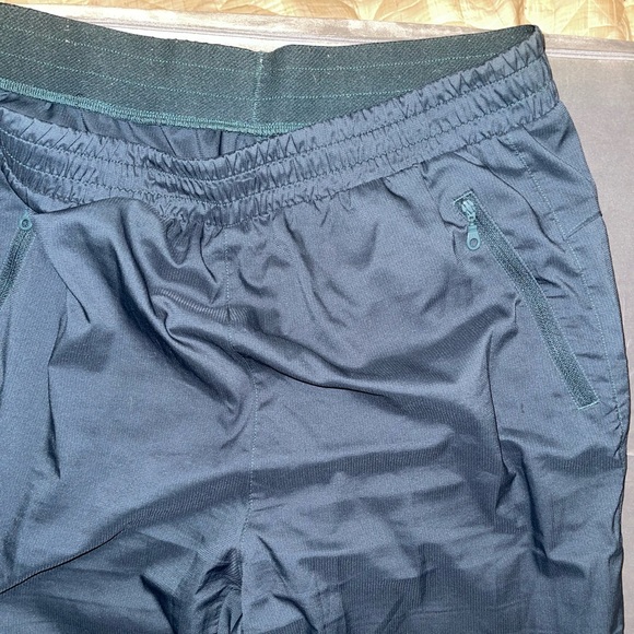 SOLD Girlfriend Collective moss summit track pants size large - Picture 5 of 5